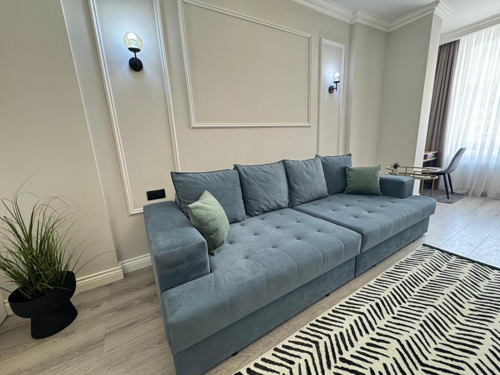 Two Bedroom Apartment In The Center, With Parking, Address Avram Iancu 32 Κισινάου Εξωτερικό φωτογραφία