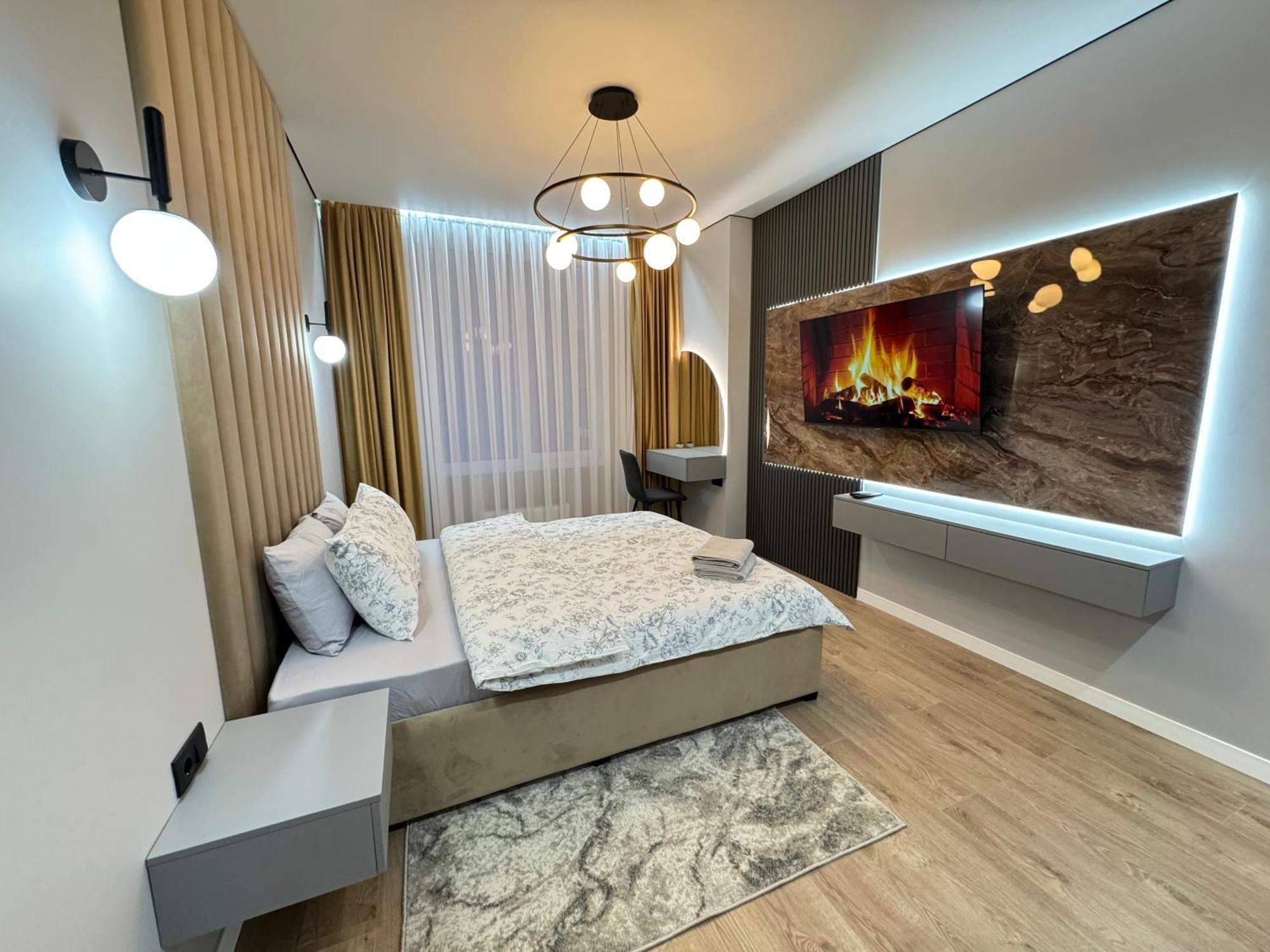 Two Bedroom Apartment In The Center, With Parking, Address Avram Iancu 32 Κισινάου Εξωτερικό φωτογραφία