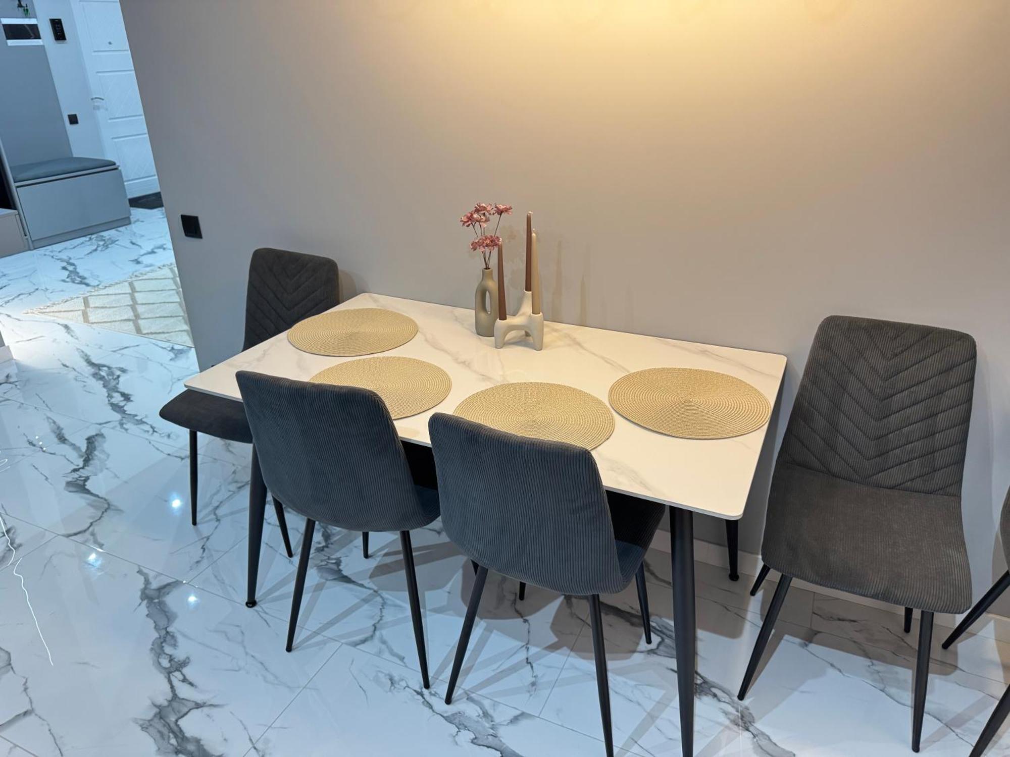 Two Bedroom Apartment In The Center, With Parking, Address Avram Iancu 32 Κισινάου Εξωτερικό φωτογραφία