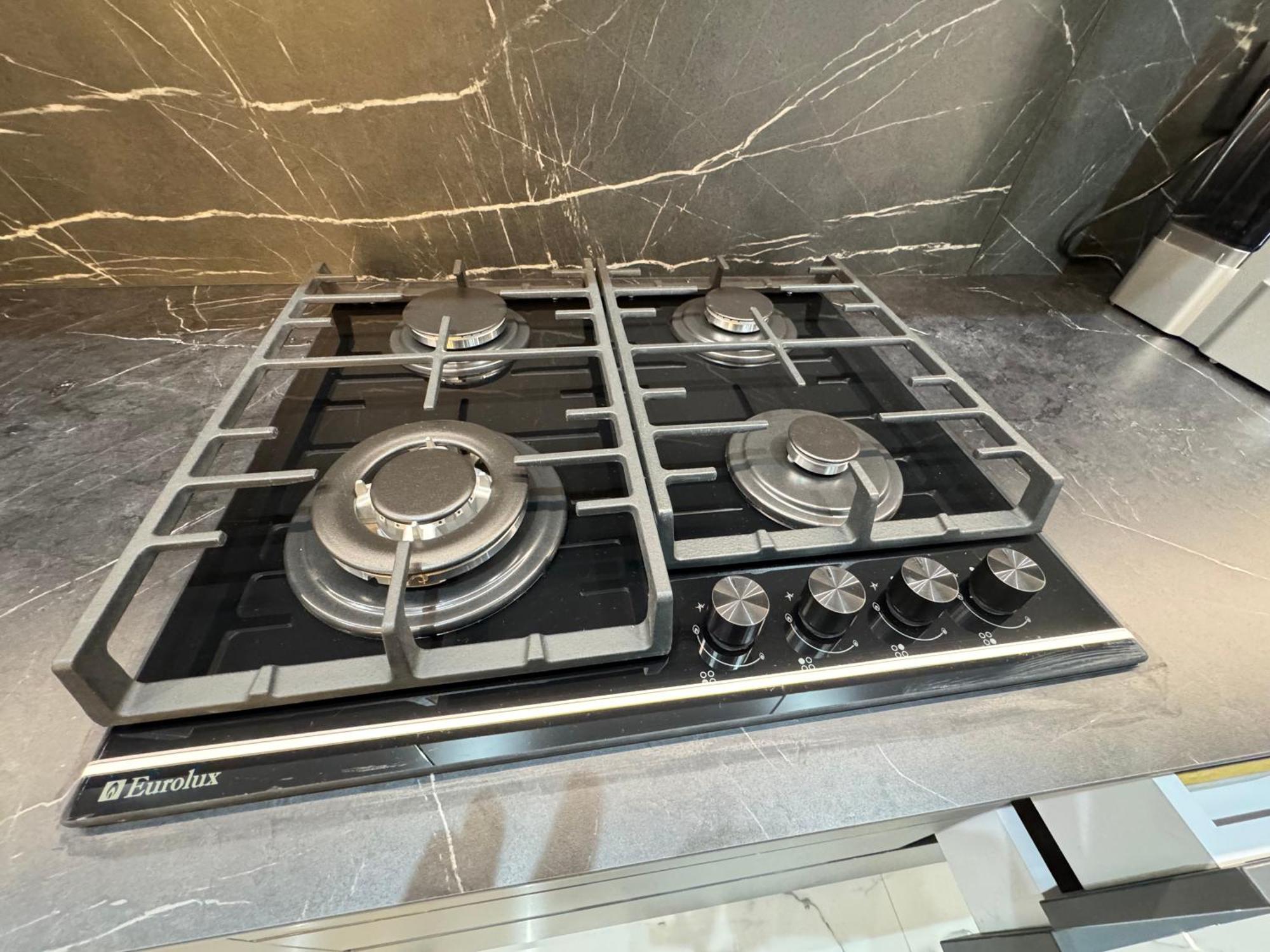 Two Bedroom Apartment In The Center, With Parking, Address Avram Iancu 32 Κισινάου Εξωτερικό φωτογραφία