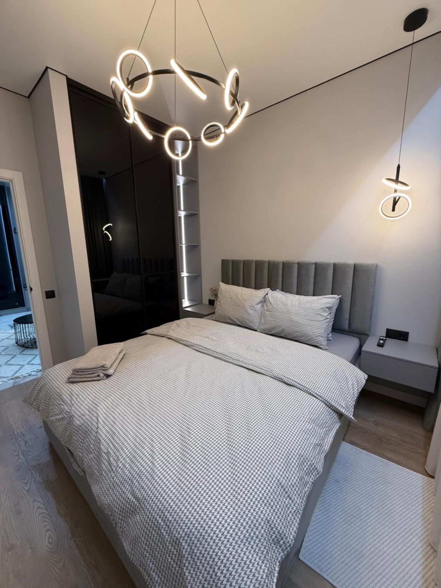 Two Bedroom Apartment In The Center, With Parking, Address Avram Iancu 32 Κισινάου Εξωτερικό φωτογραφία