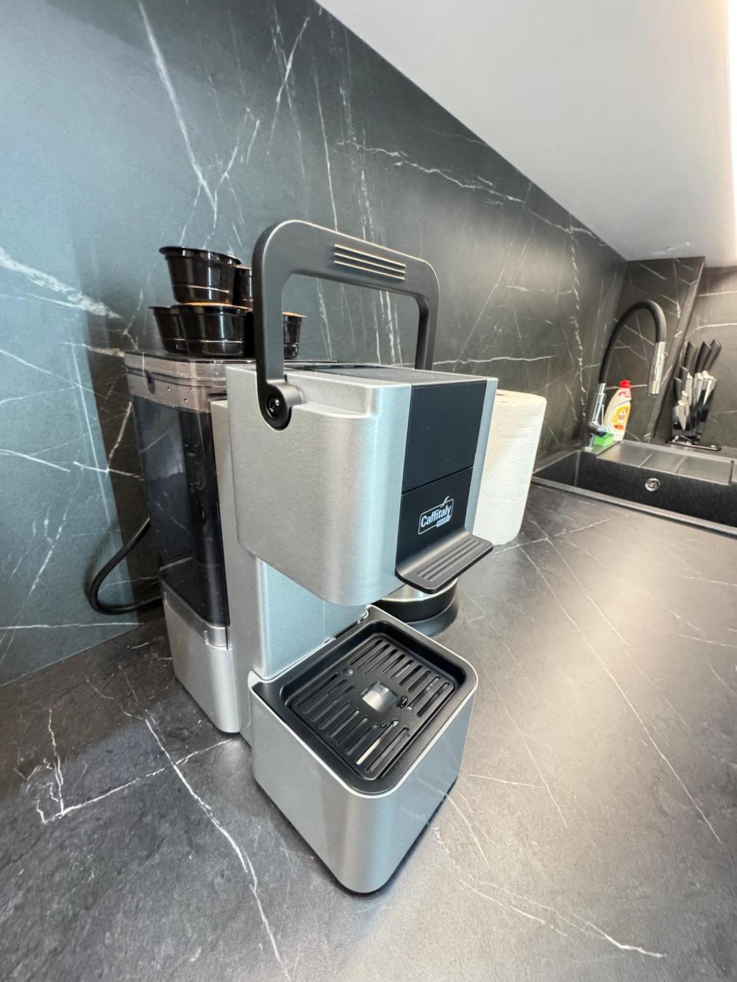 Two Bedroom Apartment In The Center, With Parking, Address Avram Iancu 32 Κισινάου Εξωτερικό φωτογραφία